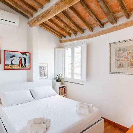 Piazza Dei Cavalieri Orange Attic Apartment Pisa Buitenkant foto