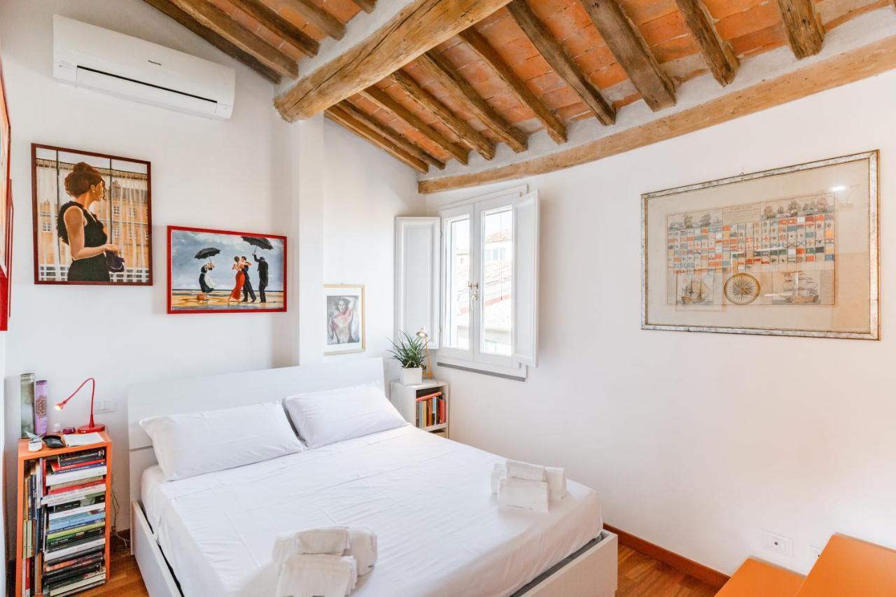 Piazza Dei Cavalieri Orange Attic Apartment Pisa Buitenkant foto